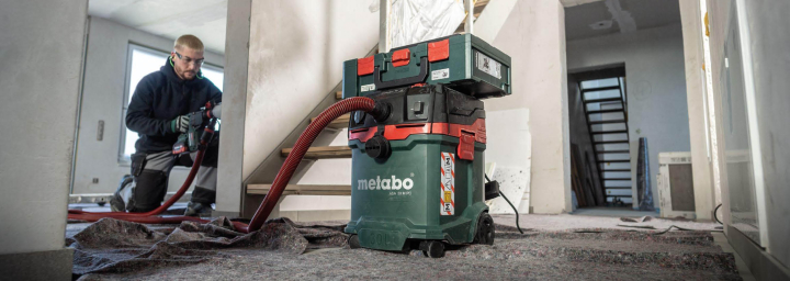 Professional demolition hammer