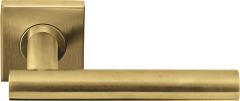 1501D250IMXX0BS BASICS LB7-19BSQR53G door handle suspended on square rosette PVD gold