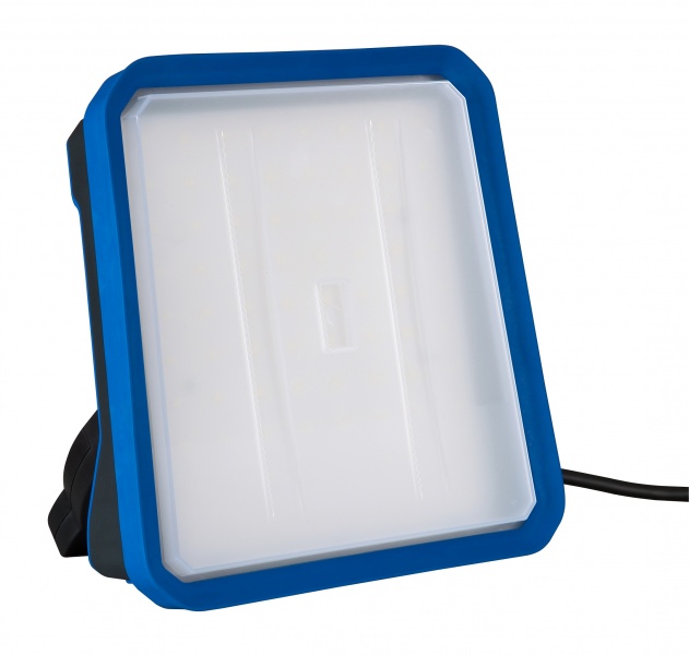 Eurolux 61.064.45 Gladiator II LED 42V 10 mtr cable + 1 x CEE socket 42V