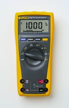 Fluke 1592901 Fluke 175 Multimeter