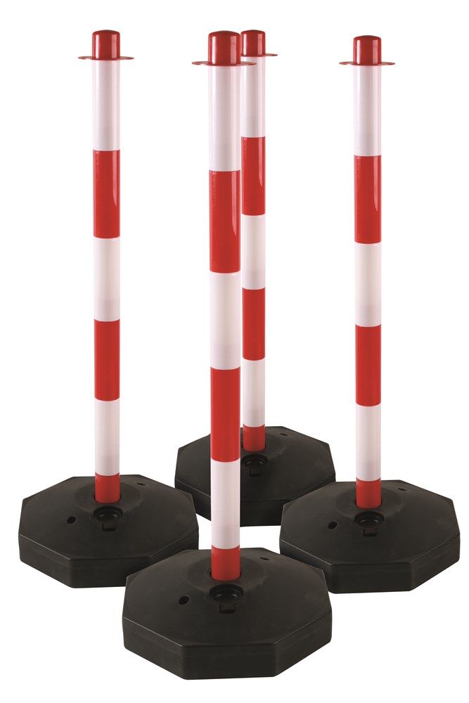 Laser 8055 Barrier posts with chain