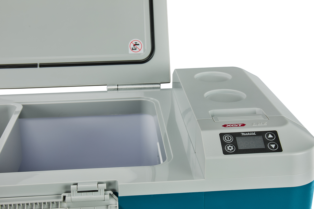 Makita CW002GZ01 18V/40V230V Freezer / refrigerator box with
