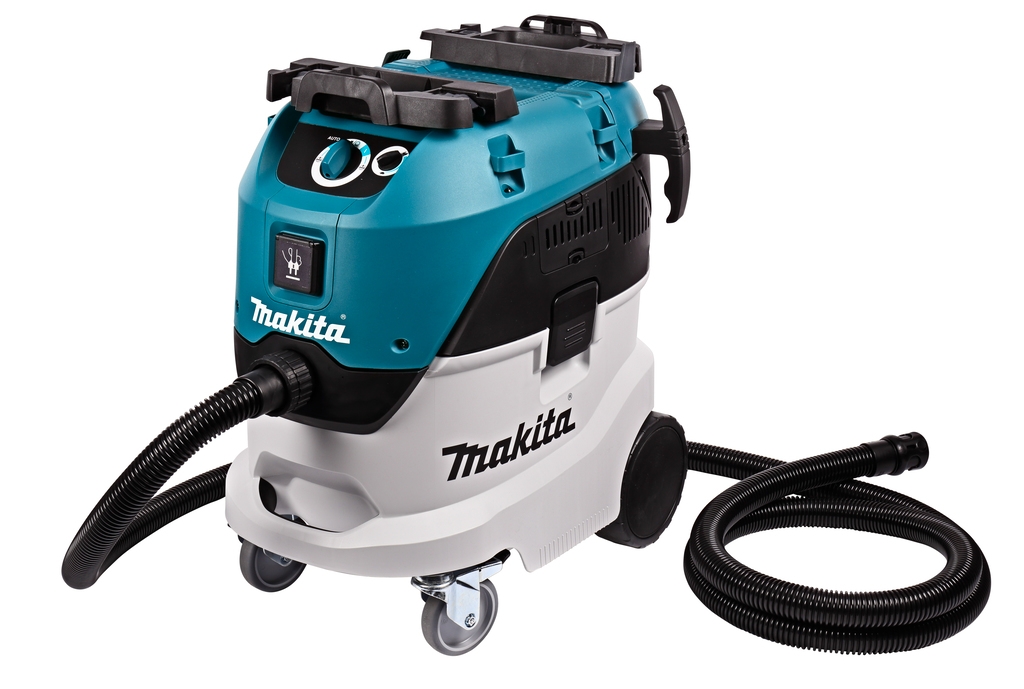 Makita VC4210L L-class vacuum cleaner 230V