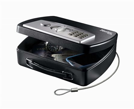 Masterlock P008EML Digital Safe with cable