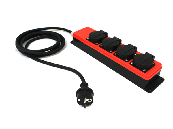 QwattPro 2561028 Socketmaster Distribution Block 10mtr 3 x 2,5 230V